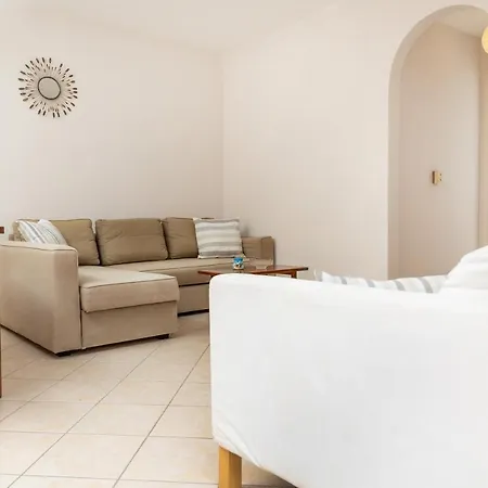 Lägenhet Naxos Almyra 22